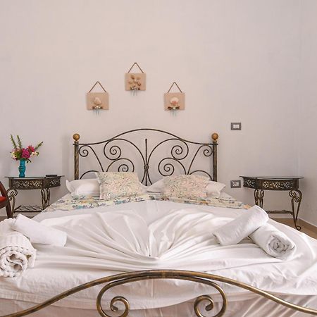 Hotel Imperial Dhërmi Pokoj fotografie